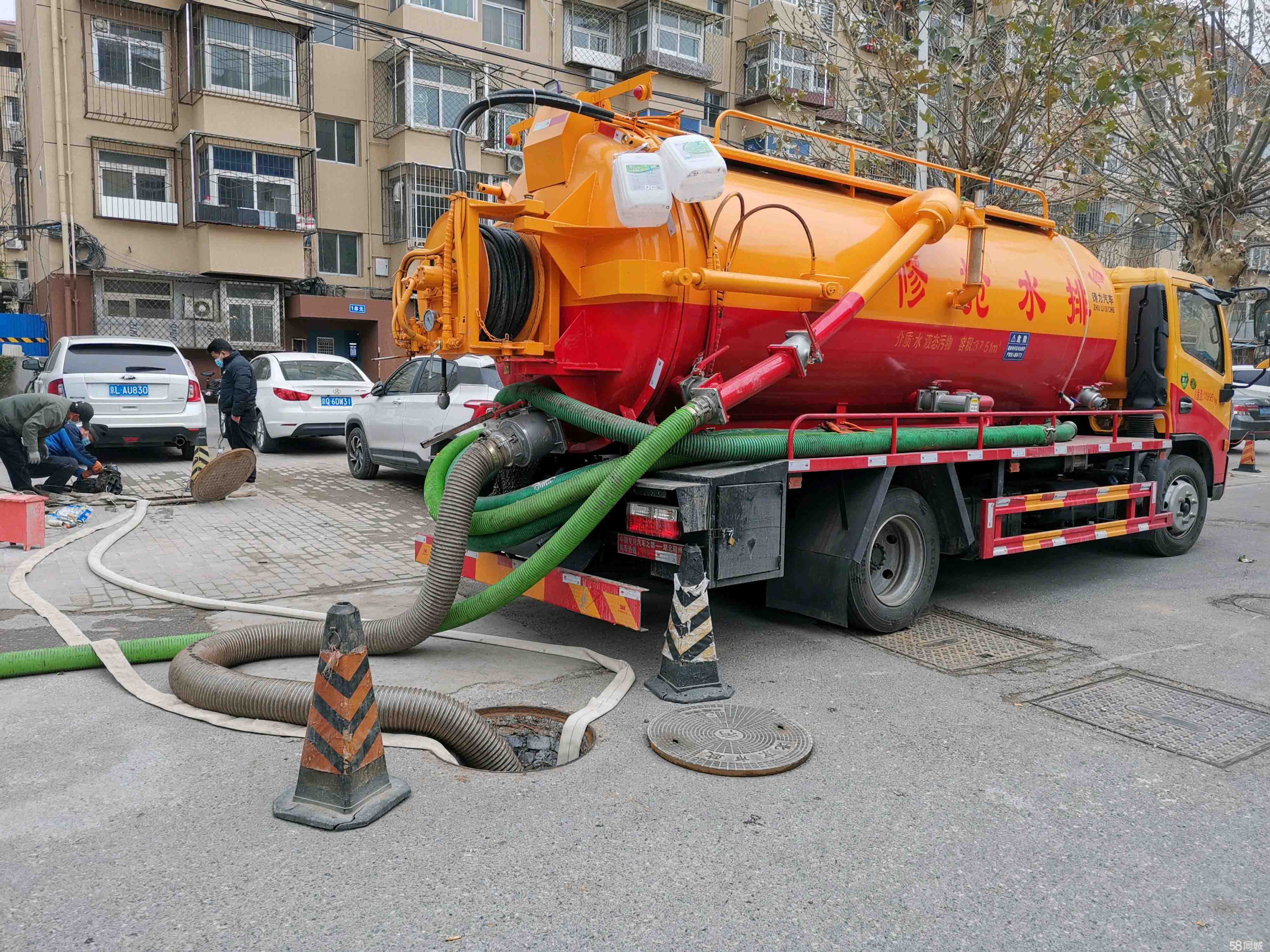 石柱抽粪吸污